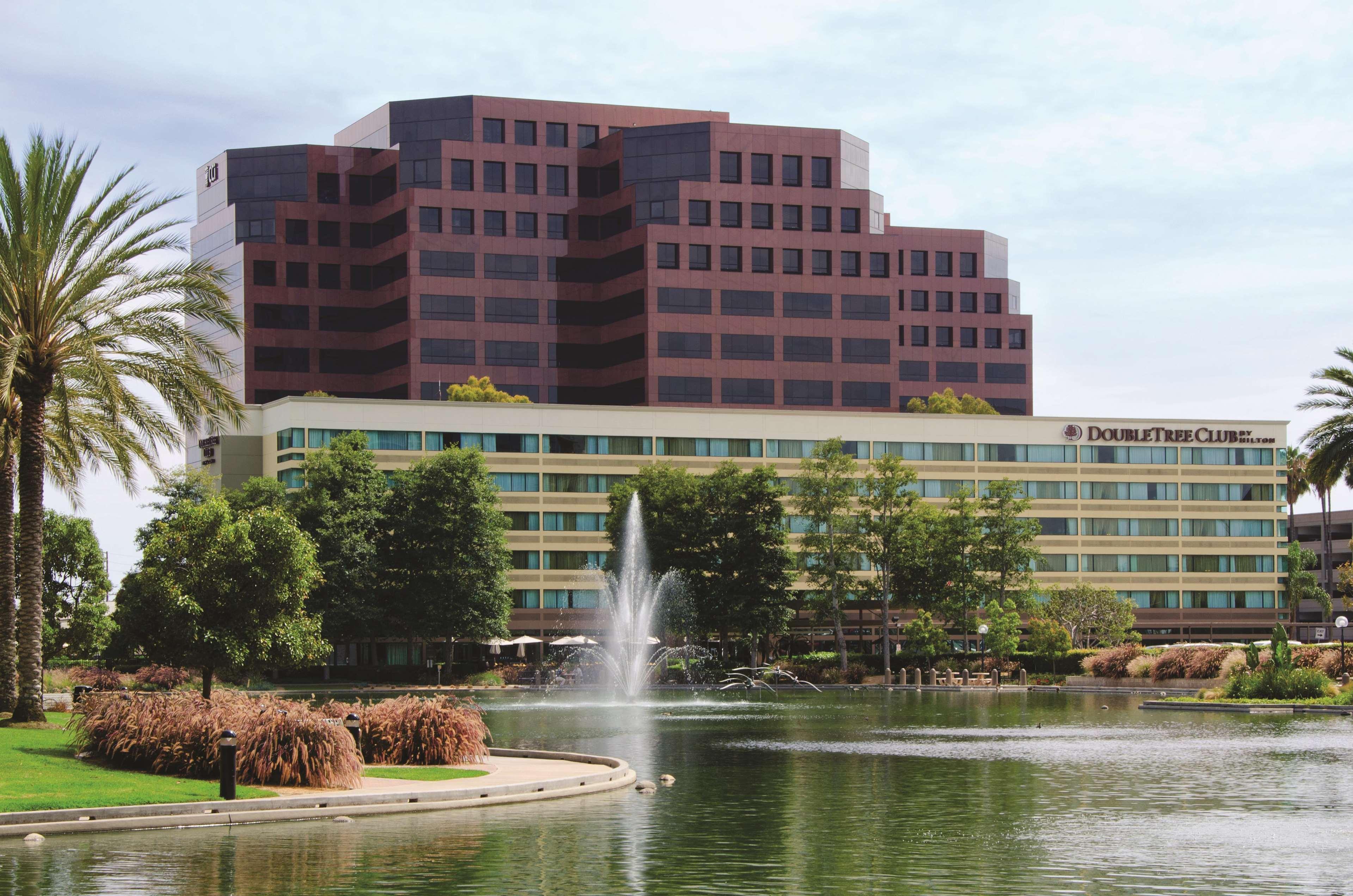 Hotel Doubletree By Hilton Orange County Airport Santa Ana Zewnętrze zdjęcie