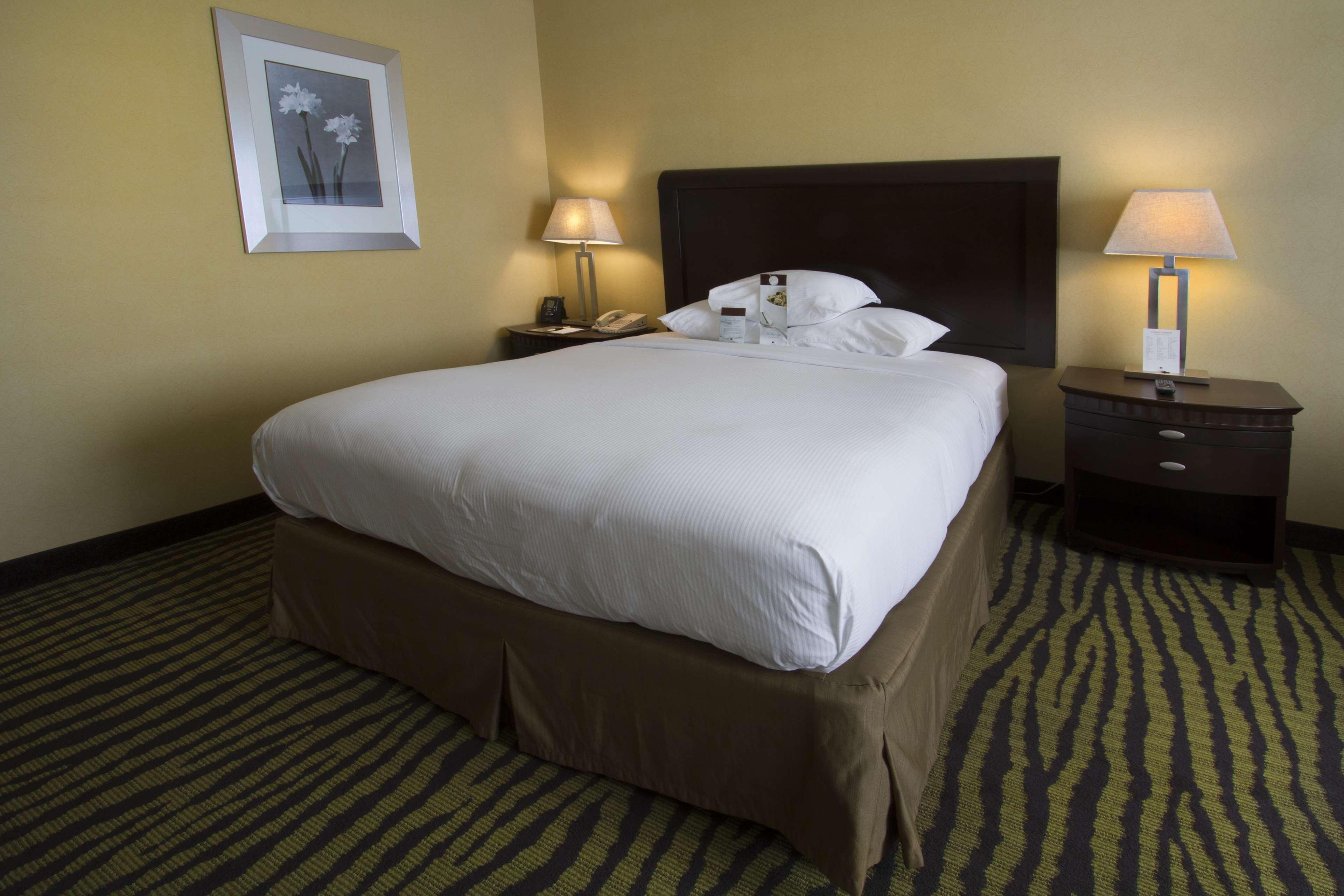 Hotel Doubletree By Hilton Orange County Airport Santa Ana Zewnętrze zdjęcie