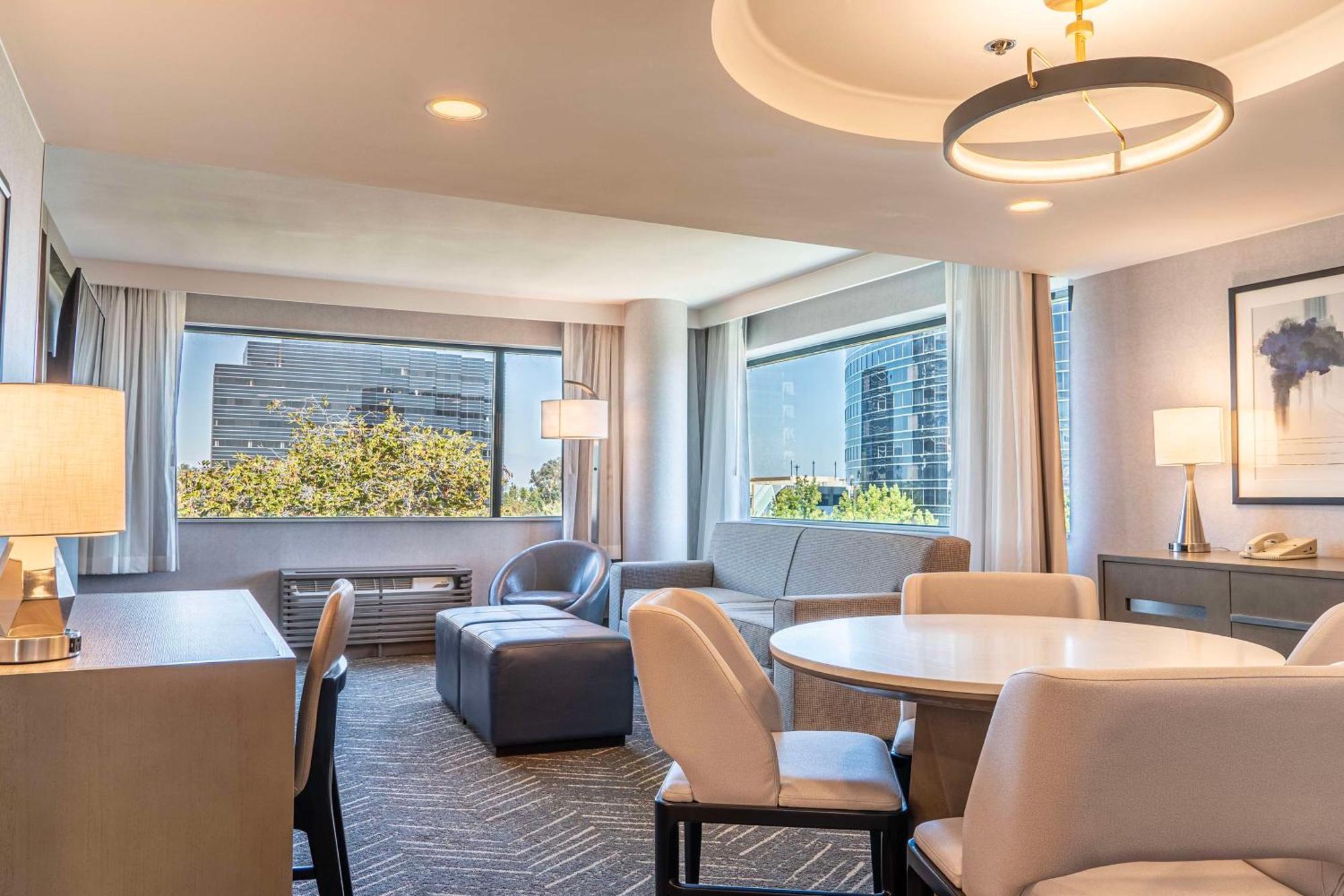 Hotel Doubletree By Hilton Orange County Airport Santa Ana Zewnętrze zdjęcie