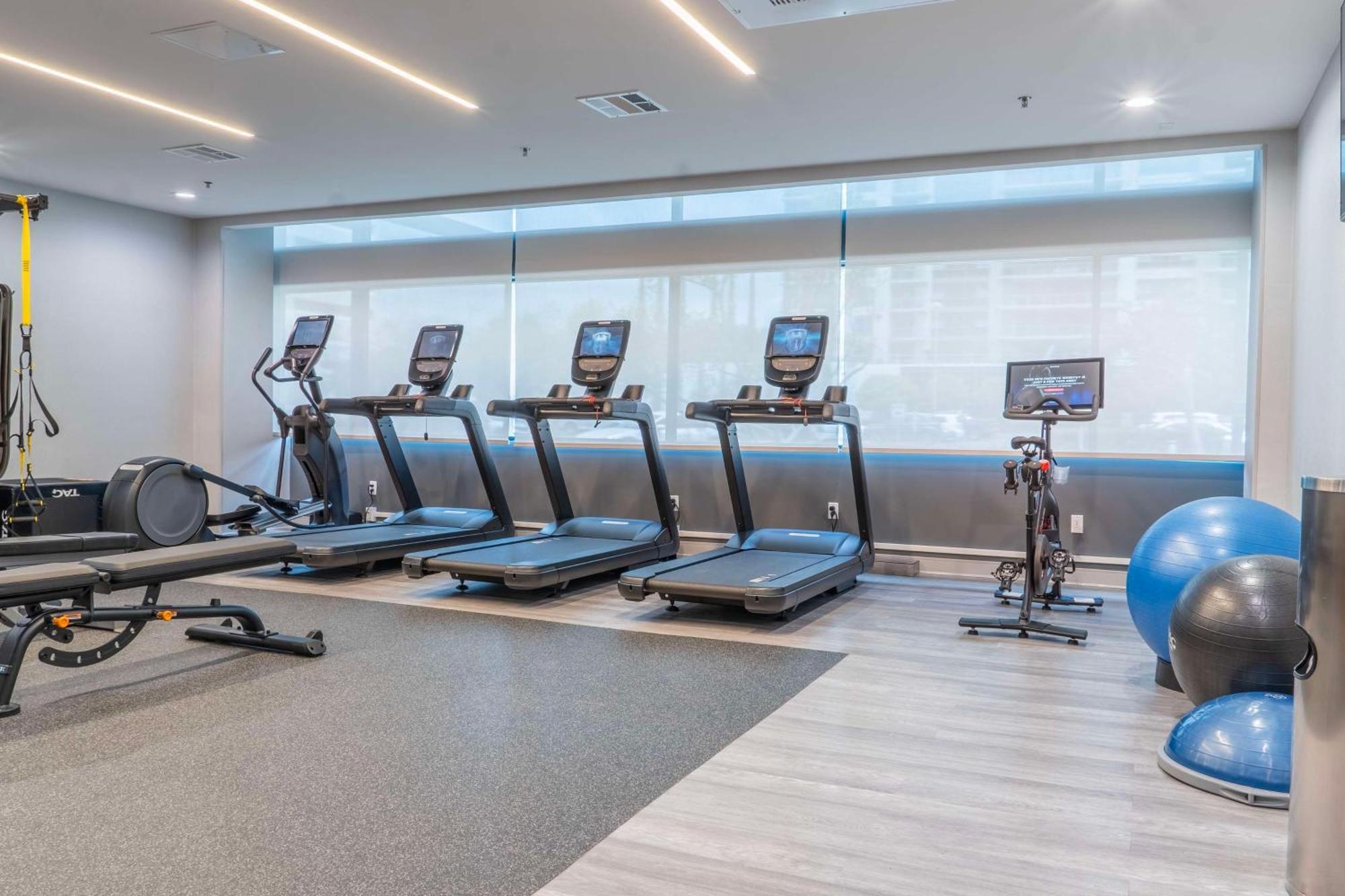 Hotel Doubletree By Hilton Orange County Airport Santa Ana Zewnętrze zdjęcie